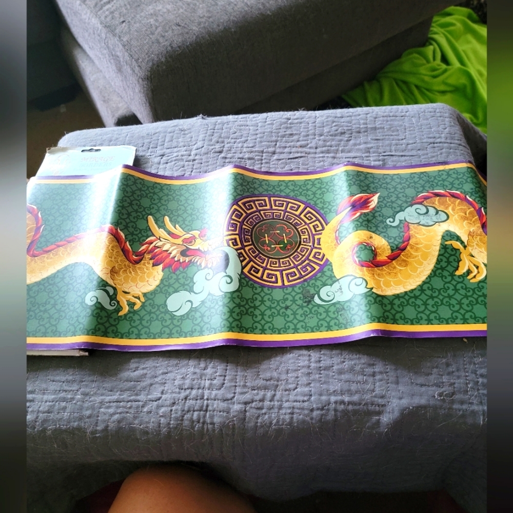 Vintage Mirage Golden Dragon Vinyl wallpaper border 5 yard package, see pics